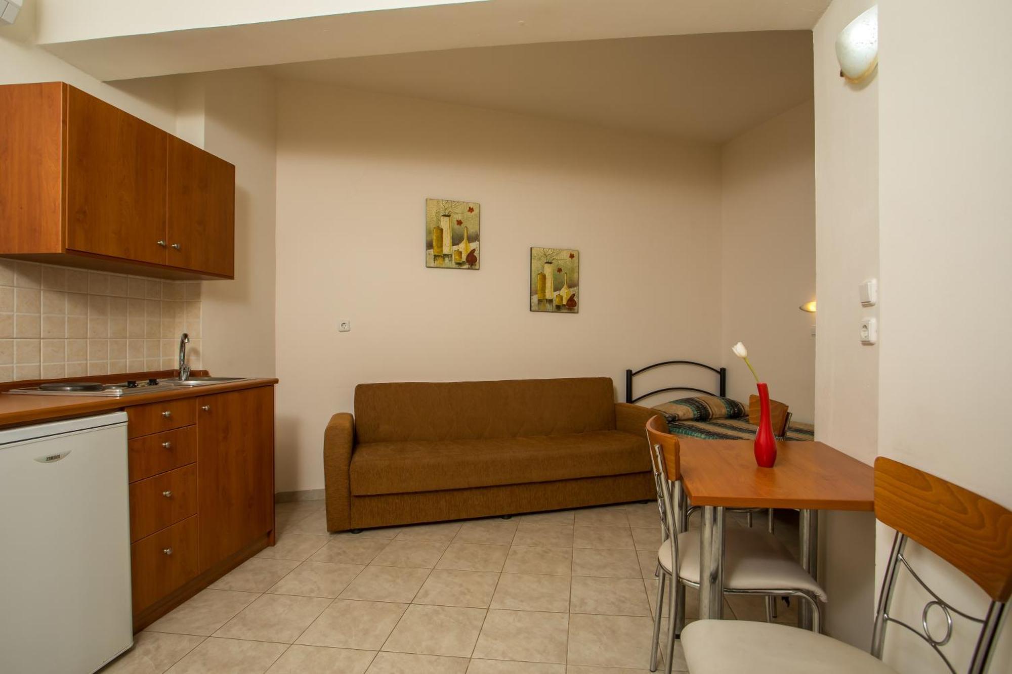 Al Mare Apartments アファンドウ エクステリア 写真