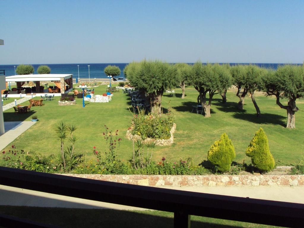 Al Mare Apartments アファンドウ エクステリア 写真
